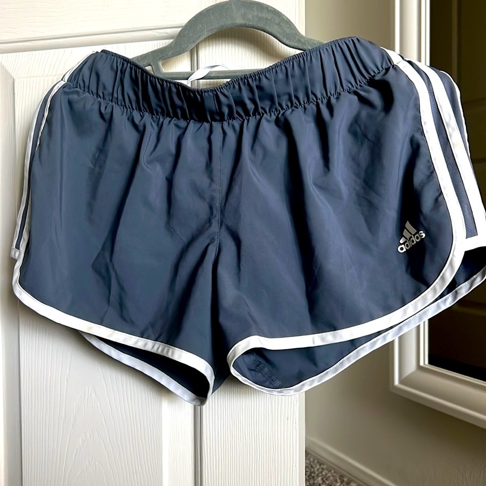 Tennis or sport shorts with mesh | like new